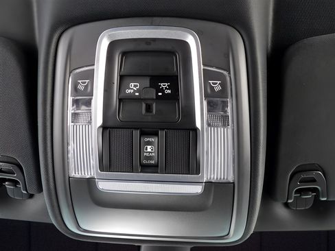 Used 2020 RAM 1500 Sport image 12