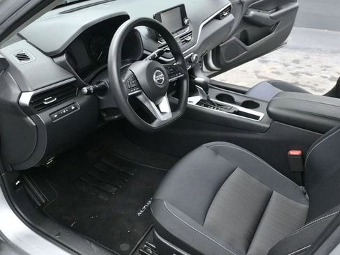 Used 2021 Nissan Altima 2.5 S image 9