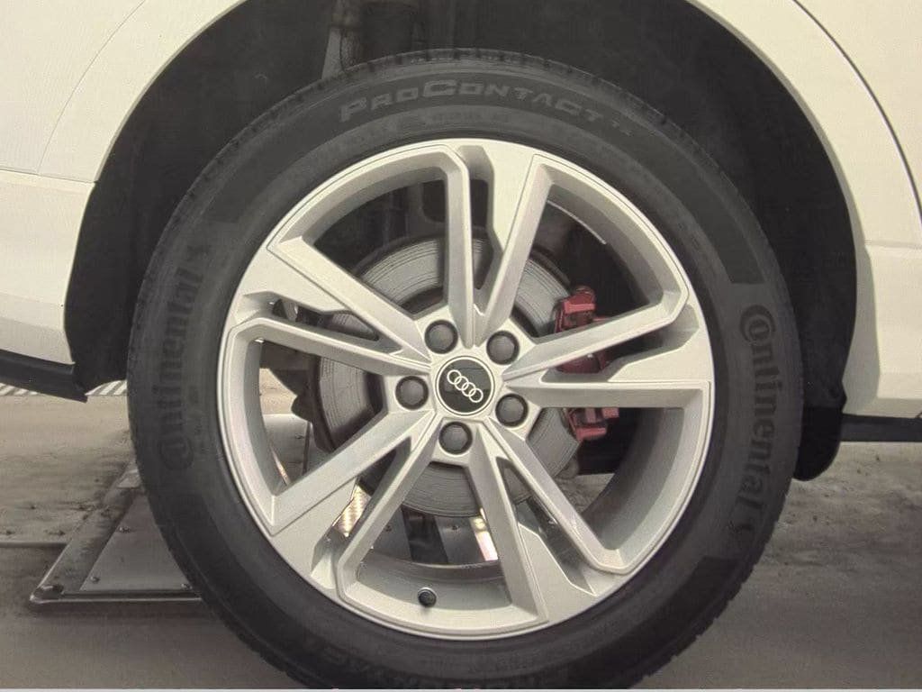 Used 2021 Audi Q3 2.0T Premium Plus w/ Premium Plus Package AWD/4WD image 19