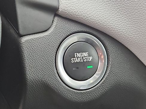 Used 2024 Chevrolet Equinox LS w/ LS Convenience Package FWD image 16