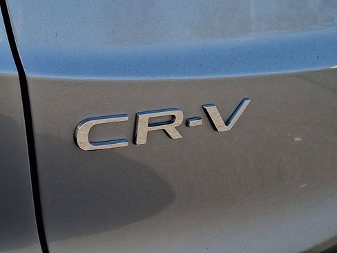 Used 2025 Honda CR-V EX image 31