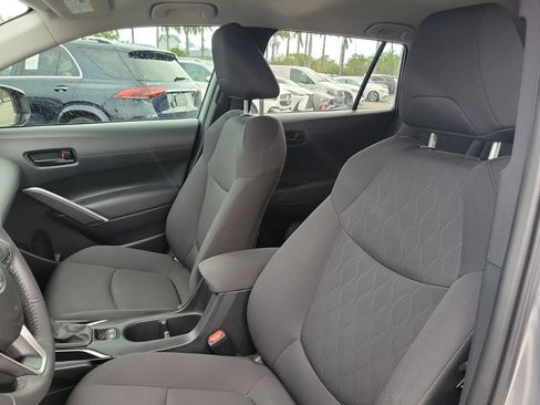 Used 2024 Toyota Corolla Cross LE FWD image 23