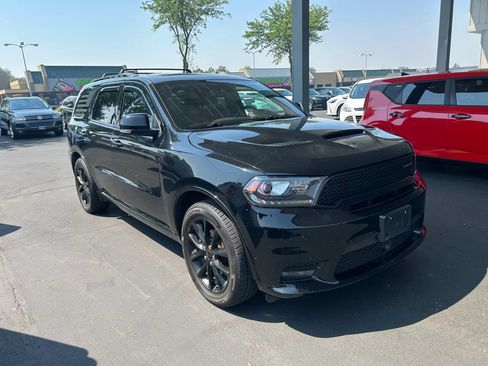 Used 2018 Dodge Durango R/T w/ Technology Group AWD/4WD image 2