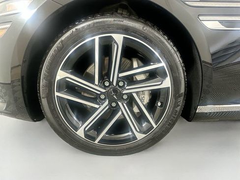 Certified 2026 Genesis G80 2.5T Advanced AWD/4WD image 32