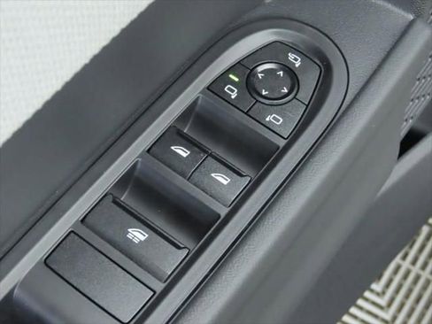 New 2026 MINI Cooper S image 32