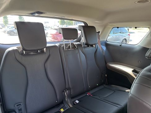 New 2026 Kia Carnival EX image 19