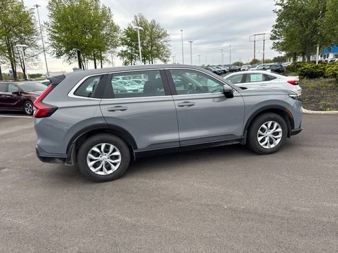 Used 2024 Honda CR-V LX image 11