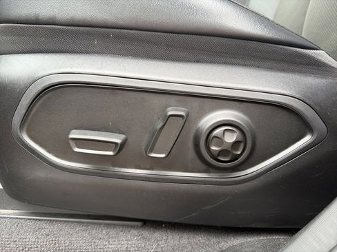 Used 2022 Jeep Grand Cherokee Altitude image 30