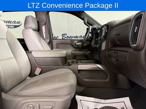 Used 2022 Chevrolet Silverado 2500 LTZ w/ LTZ Plus Package AWD/4WD image 16