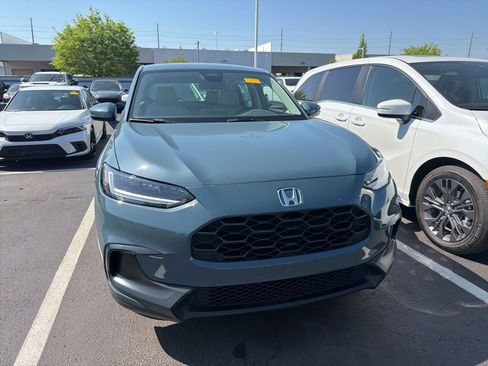 Certified 2024 Honda HR-V LX image 5