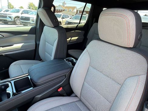 New 2026 Chevrolet Traverse LT FWD image 14