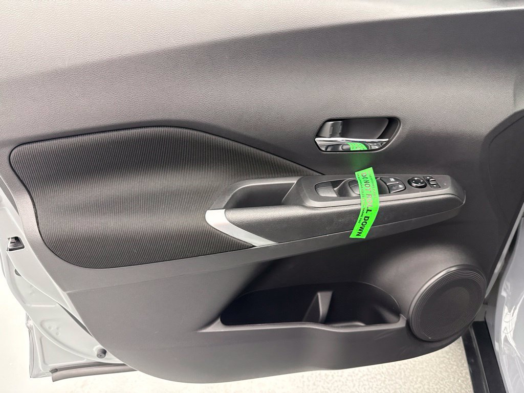 Used 2023 Nissan Kicks SV FWD image 17
