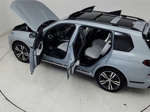 Used 2026 BMW X7 xDrive40i image 23