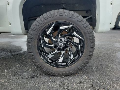 Used 2023 GMC Sierra 1500 Elevation w/ Elevation Premium Package AWD/4WD image 34