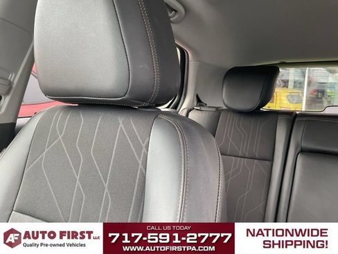 Used 2022 Chevrolet Trax LT w/ LT Convenience Package AWD/4WD image 23