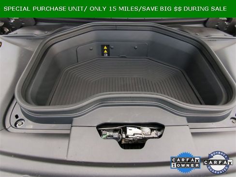 Used 2025 Jeep Wagoneer S Launch Edition image 32