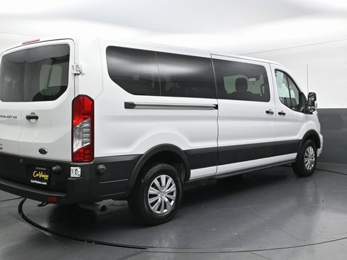 Used 2024 Ford Transit 350 XLT image 5