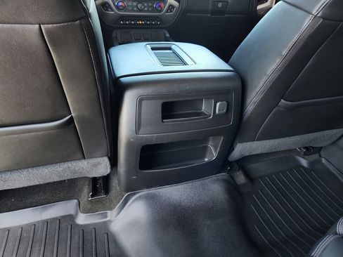 Used 2018 GMC Sierra 1500 Denali w/ Denali Ultimate Package AWD/4WD image 30
