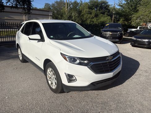 Used 2018 Chevrolet Equinox LT FWD image 1