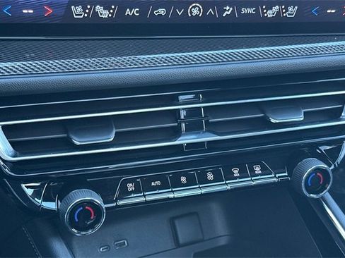 New 2026 Chevrolet Traverse High Country image 29