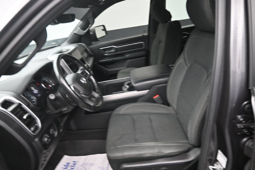 Used 2020 RAM 1500 Big Horn AWD/4WD image 11