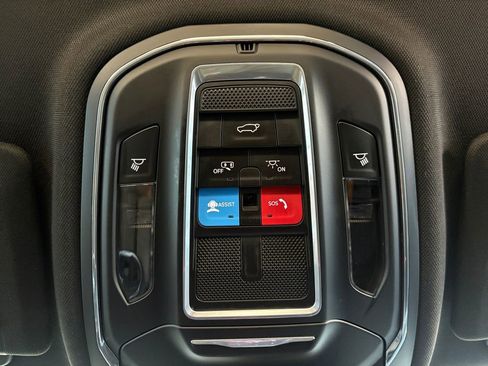 Used 2024 Jeep Grand Cherokee Altitude AWD/4WD image 28