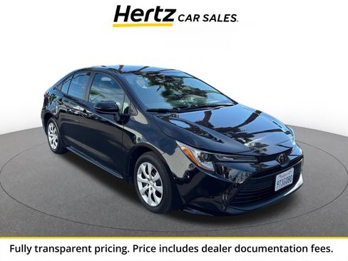 Used 2025 Toyota Corolla LE FWD image 1