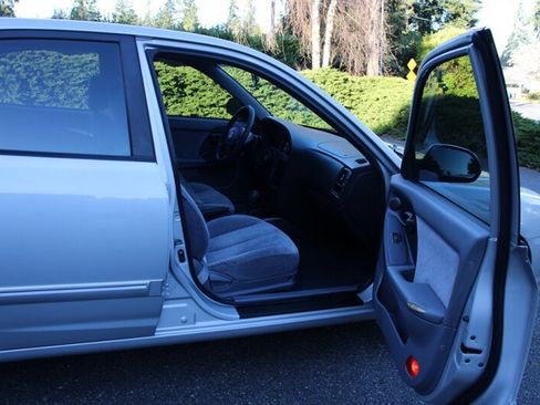 Used 2006 Hyundai Elantra GLS image 13