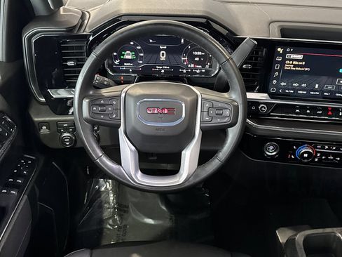 Used 2024 GMC Sierra 1500 SLT AWD/4WD image 15