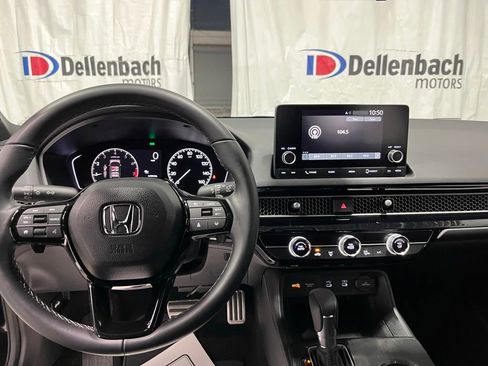 Used 2025 Honda Civic Sport image 15