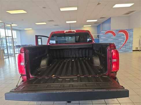 Used 2019 Chevrolet Colorado ZR2 image 22