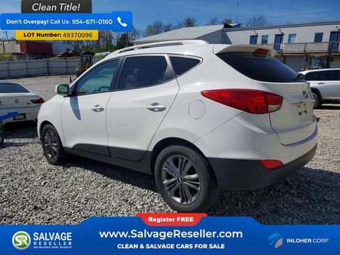 Used 2015 Hyundai Tucson SE image 3
