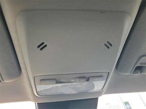 Used 2022 Chevrolet Trax LS w/ Tint and Cruise Package image 25