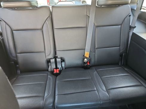 Used 2024 Chevrolet Tahoe LT w/ LT Signature Package image 12