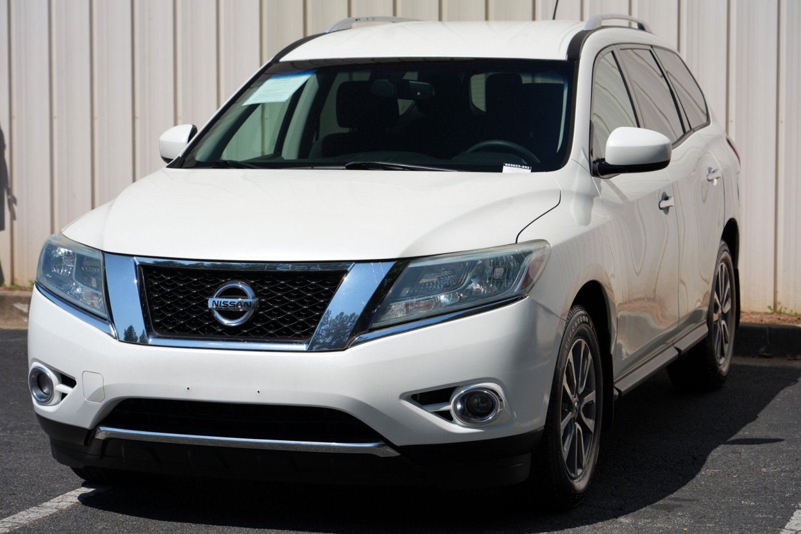 Used 2015 Nissan Pathfinder SV w/ Trailer Tow Package FWD image 44