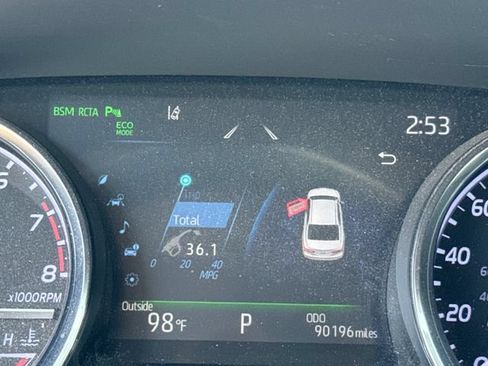 Used 2019 Toyota Camry XLE w/ Driver Assist Package FWD image 18