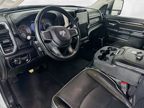 Used 2024 RAM 2500 Laramie AWD/4WD image 30