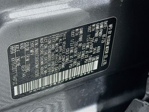Used 2023 Nissan Rogue SV FWD image 12