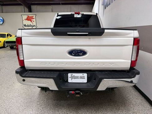 Used 2019 Ford F250 Lariat w/ Lariat Ultimate Package AWD/4WD image 8