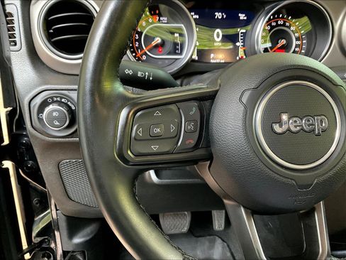 Used 2020 Jeep Gladiator Sport w/ Quick Order Package 24S AWD/4WD image 12