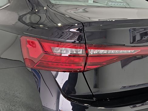 New 2026 Volkswagen Jetta SE FWD image 8