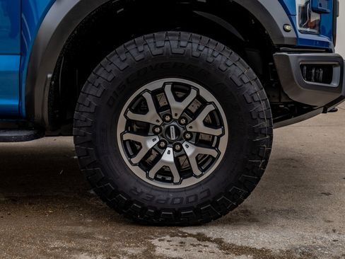 Used 2019 Ford F150 Raptor w/ Equipment Group 802A Luxury image 11