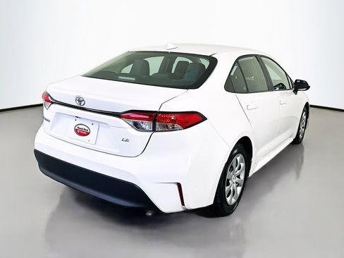 Certified 2024 Toyota Corolla LE image 5