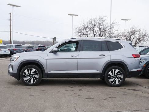 Certified 2025 Volkswagen Atlas SEL image 4