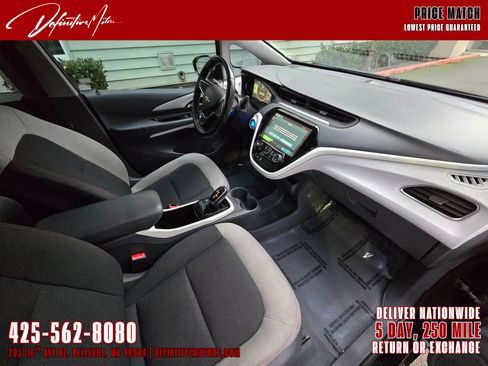 Used 2017 Chevrolet Bolt LT image 18