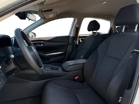 Used 2023 Honda Accord LX image 9