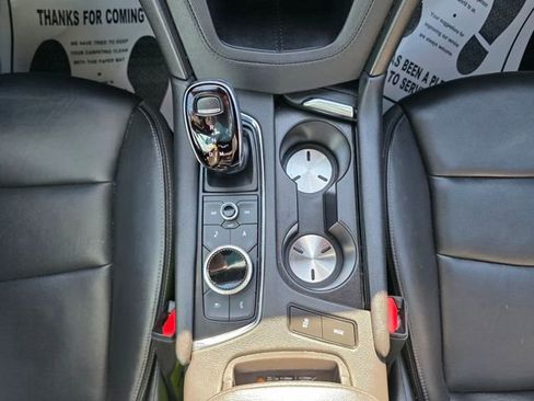 Used 2023 Cadillac XT6 Premium Luxury image 13