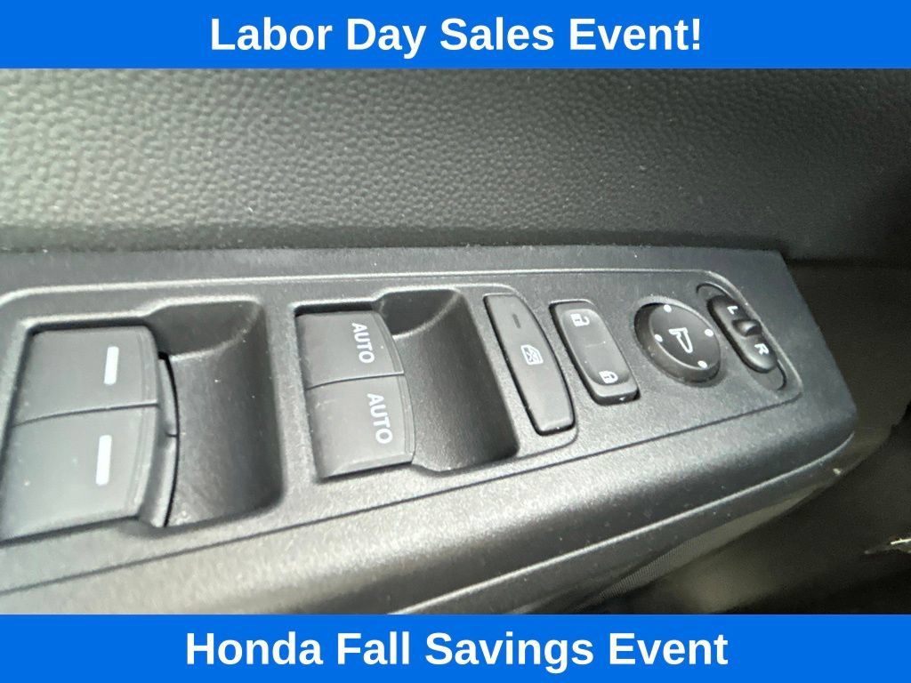 Used 2025 Honda CR-V EX image 23