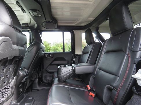 Used 2021 Jeep Wrangler Unlimited Rubicon w/ LED Lighting Group image 20