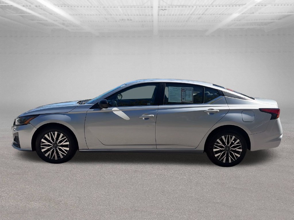Used 2026 Nissan Altima 2.5 SV AWD/4WD image 3